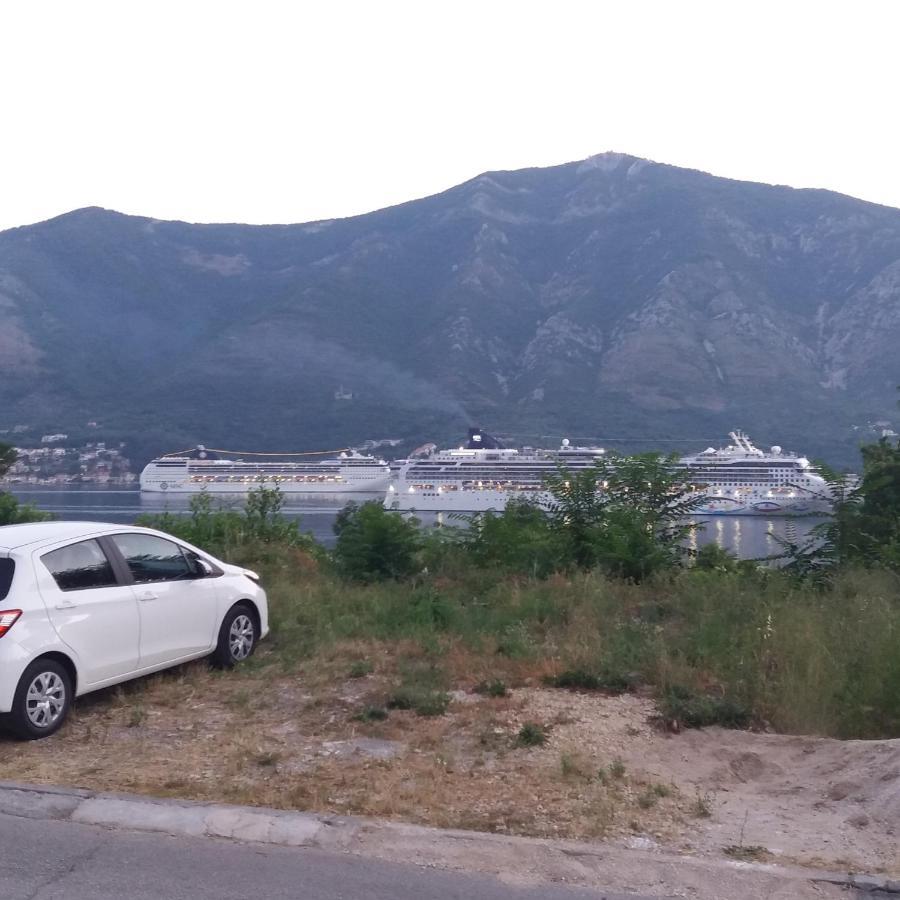 Apartment Deki Studio Kotor Exterior photo
